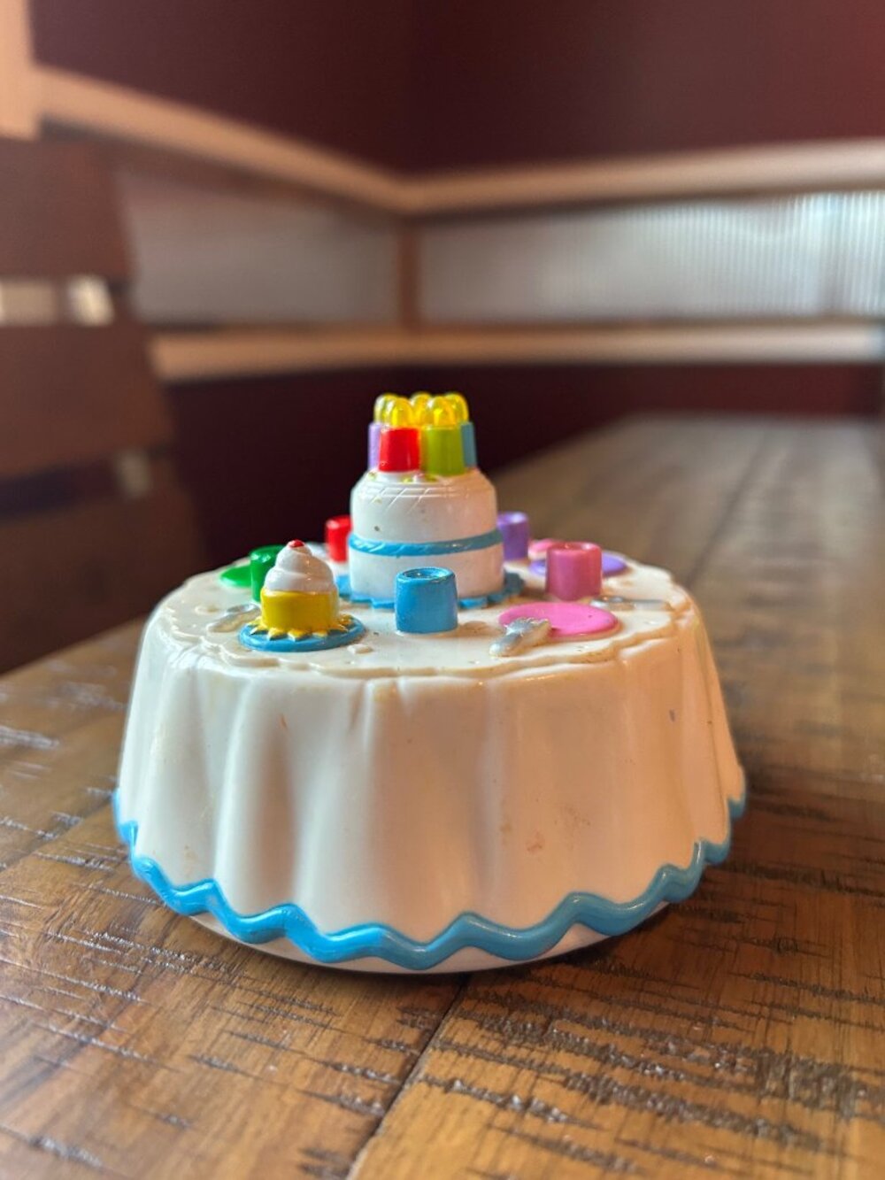 Fisher Price Little People Birthday music cake